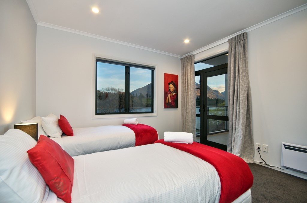 Bedroom 4 - can be 2 singles or 1 Superking