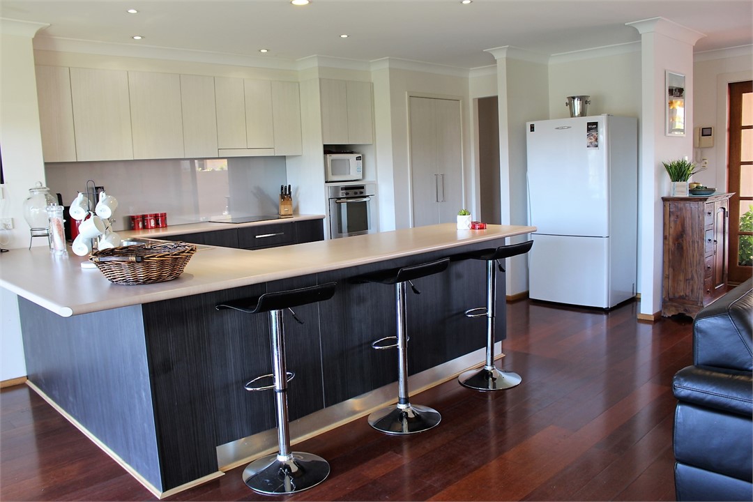 Centre of the house - fully equipped Kitchen