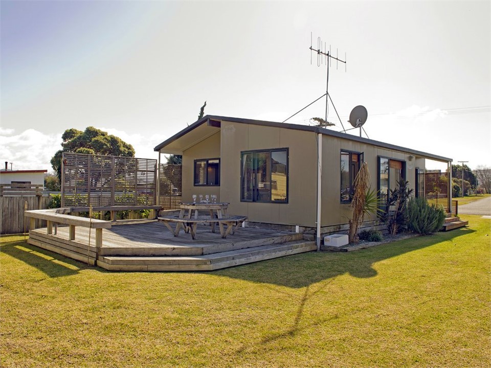 House Rentals Whangamata at Peggy Hallock blog