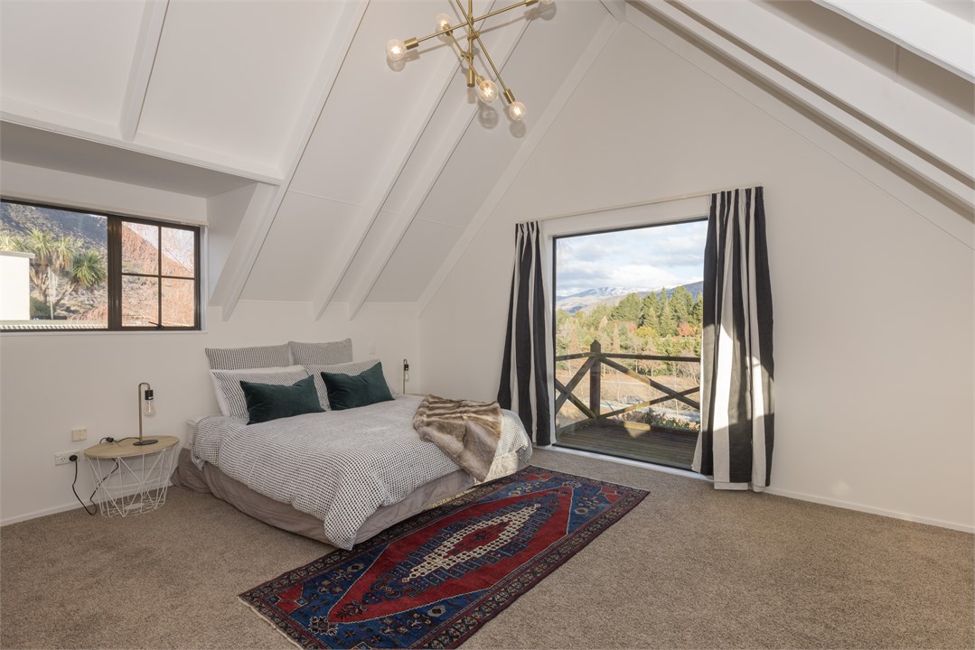 Upstairs Main Bedroom