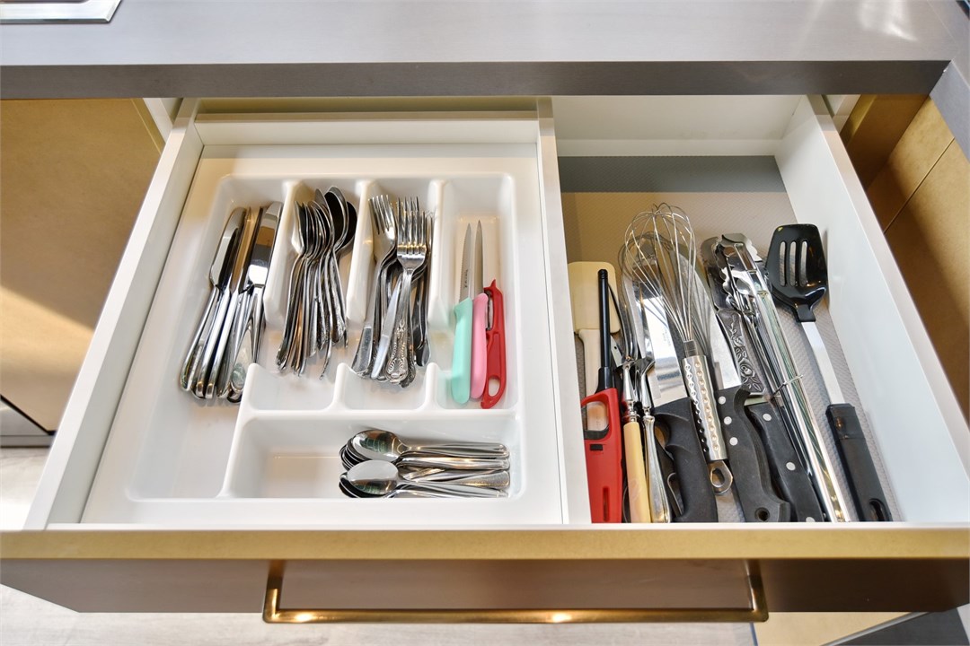 Fully equipped Kitchen area