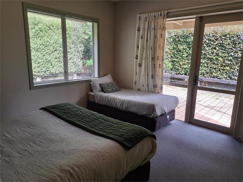 Bedroom 3 - 1 king + single OR 3x singles