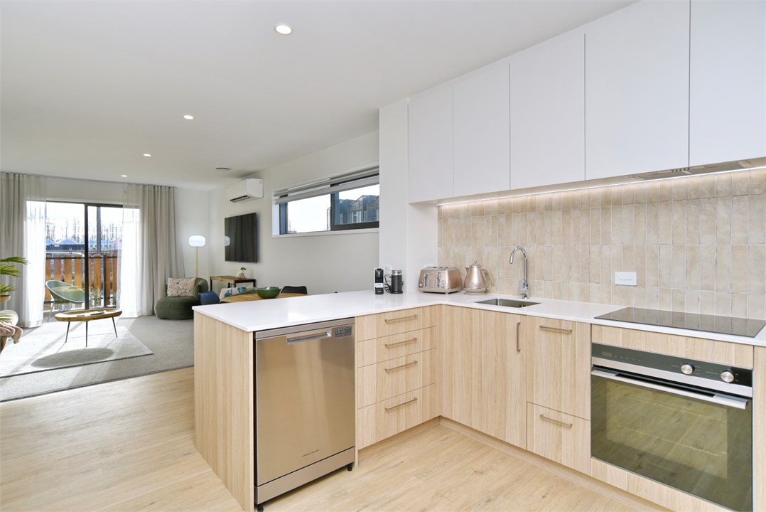 Fully equipped Kitchen area