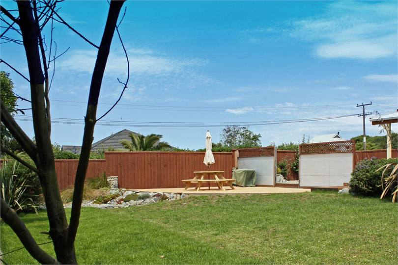 Great outdoors area and bbq to enjoy