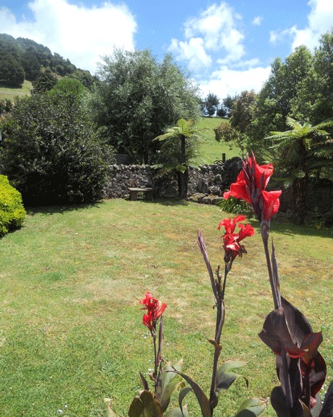 Private dry-stone walled garden adjacent to the po