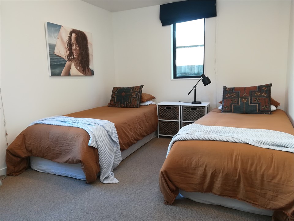 Downstairs 4th Bedroom set as 2 singles