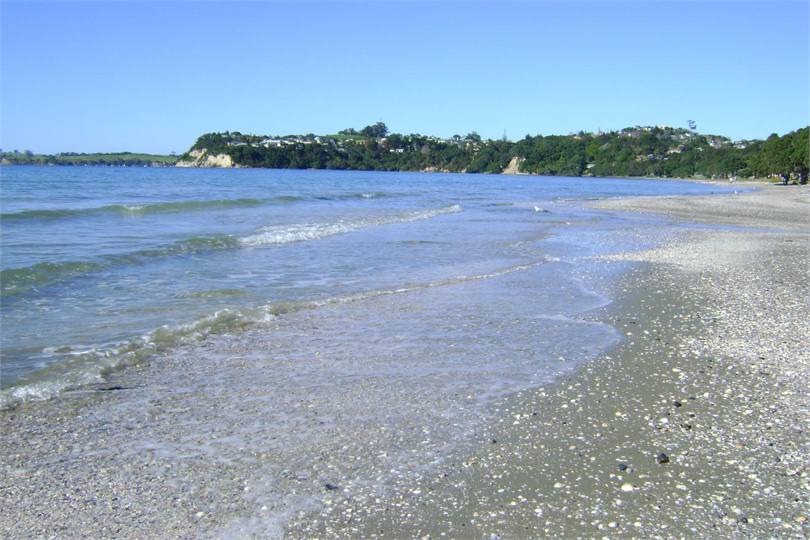 Snells beach waterfront