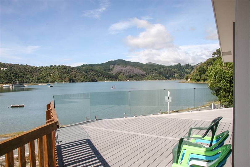 the calm and safe estuary side