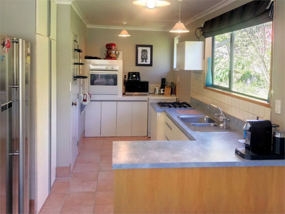 Kitchen with dishwasher