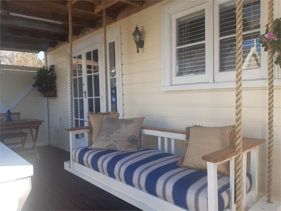 Cottage Veranda Swing sofa