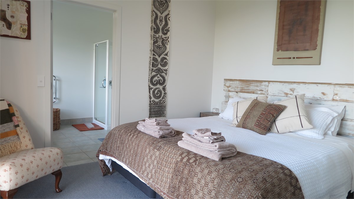 Bedroom through to ensuite