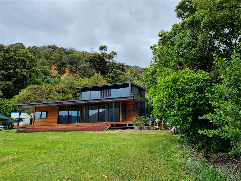 View from the beach/lawn