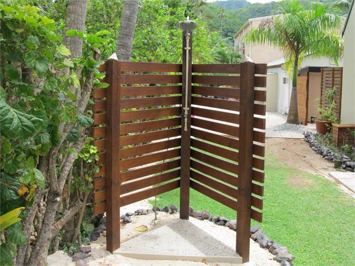 great outside shower as you head off the beach