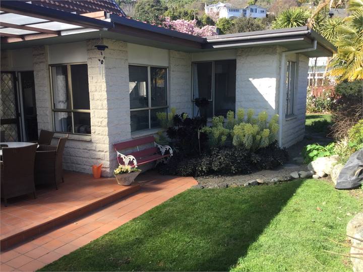 Side Lawn and Garden