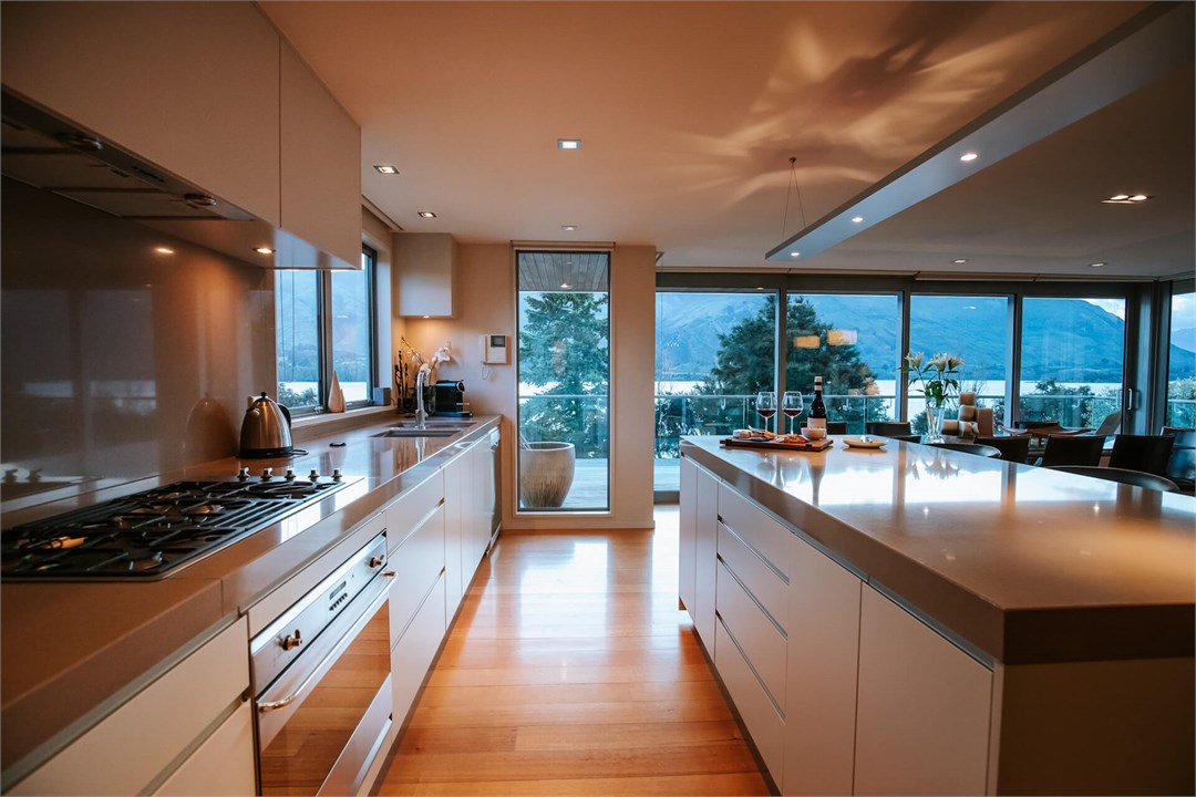 Release Wanaka - Lakeside Road