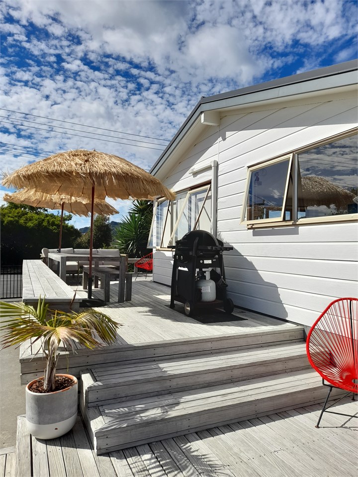 BBQ, outdoor dining table & outdoor couch