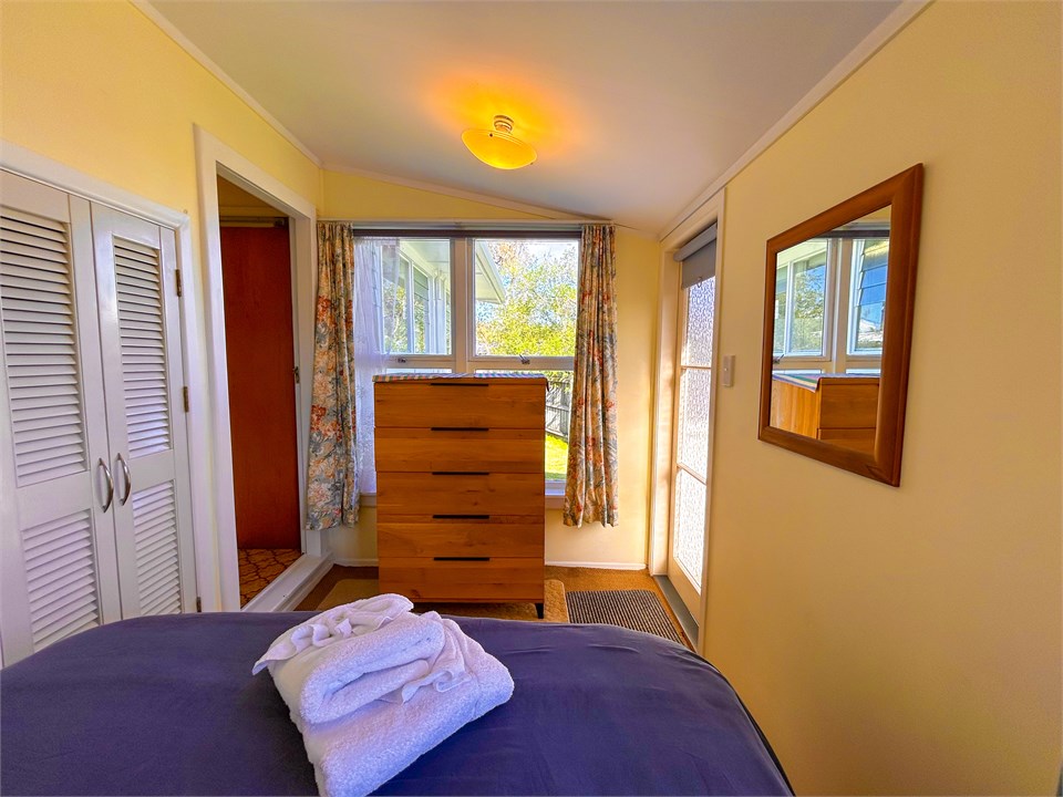 Queen Bedroom with wardrobe