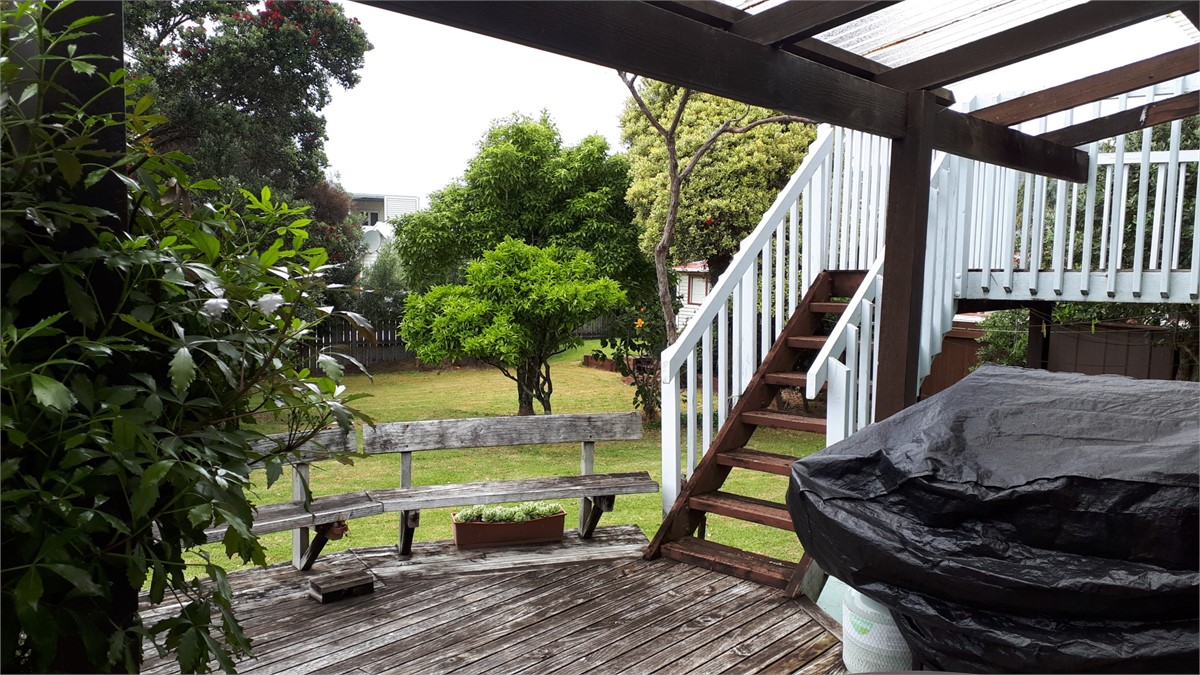 Quiet back deck, yard and upstairs deck