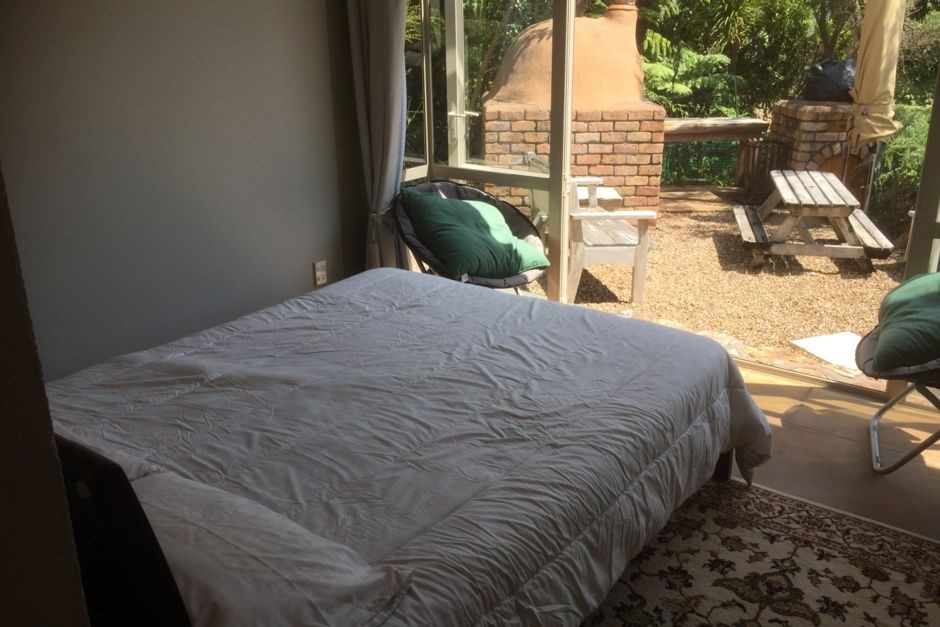 4th Bedroom /sunroom main floor level opens to piz