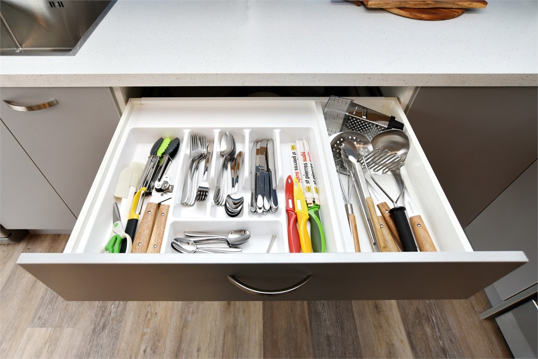 Fully equipped kitchen area