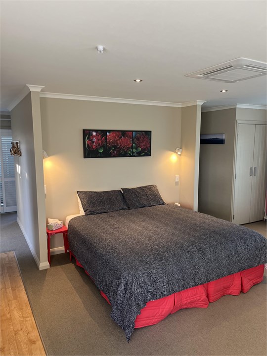 Superking bed - splitable into two long singles