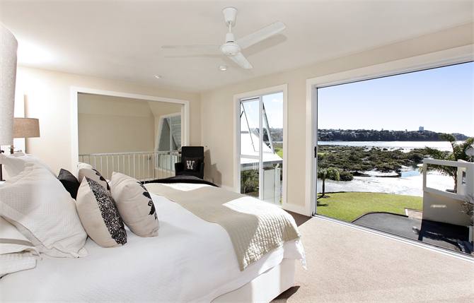 Master Bedroom & Ensuite top Level