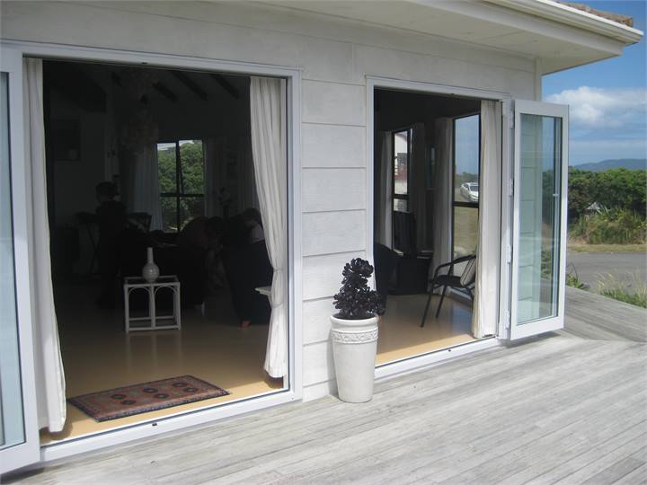 Good in-door/out-door flow