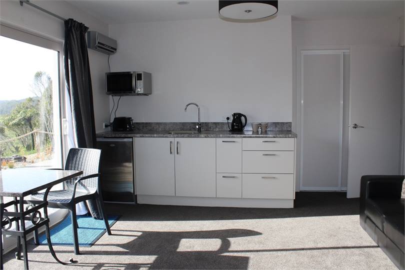 King bedroom kitchenette