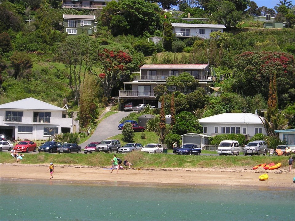 The house is the lower level of the centre buildin