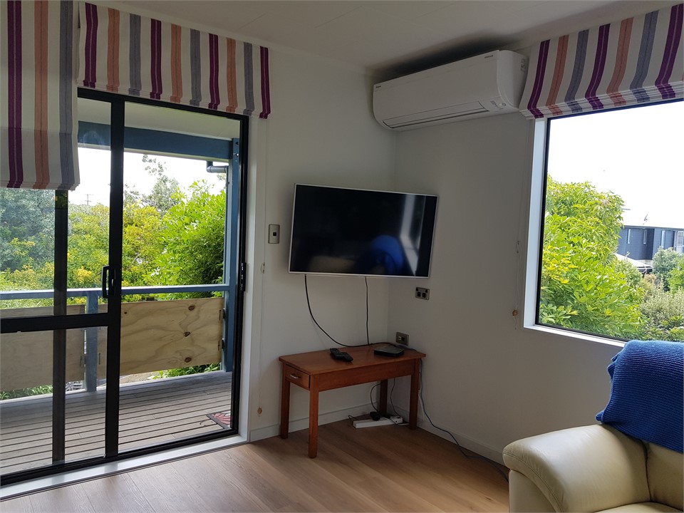 TV with Vodafone TV and Fibre Internet