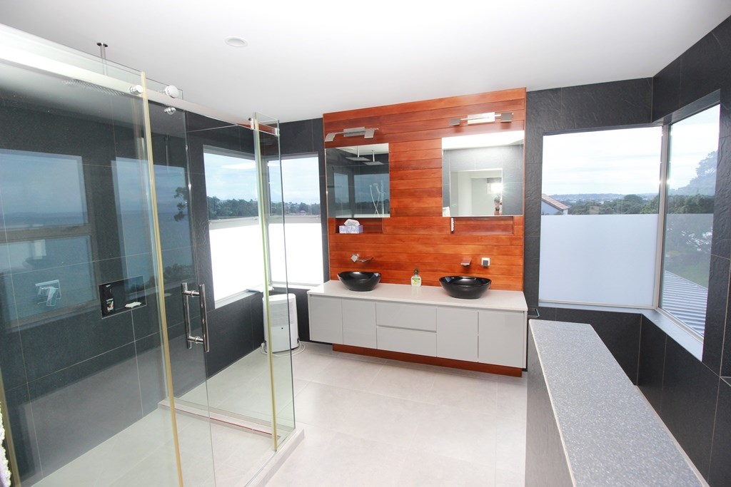 Master ensuite