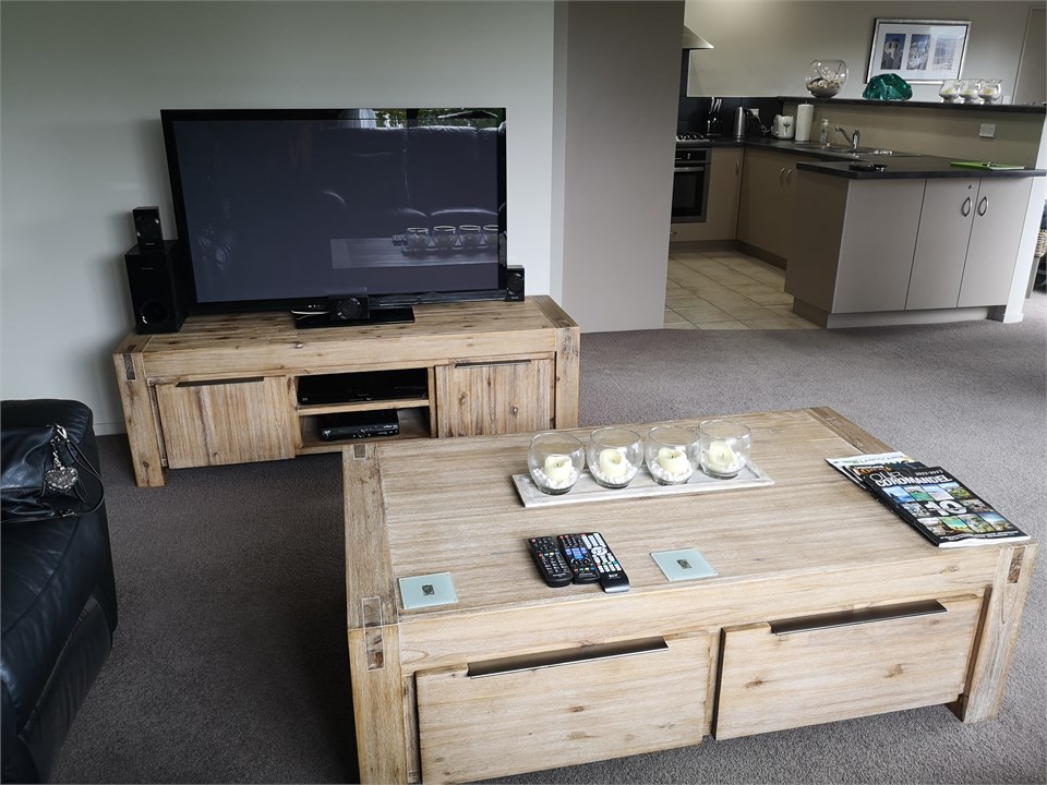 Lounge towards kitchen