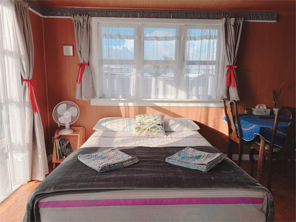 Bedroom 1, Double bed.