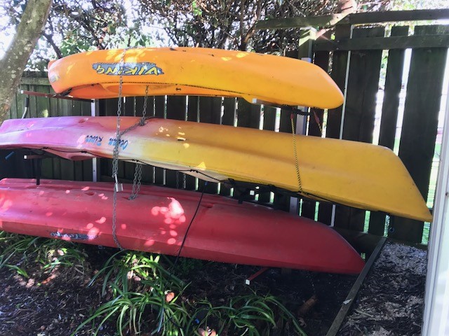 Paddle out to donut island, estuary or harbour