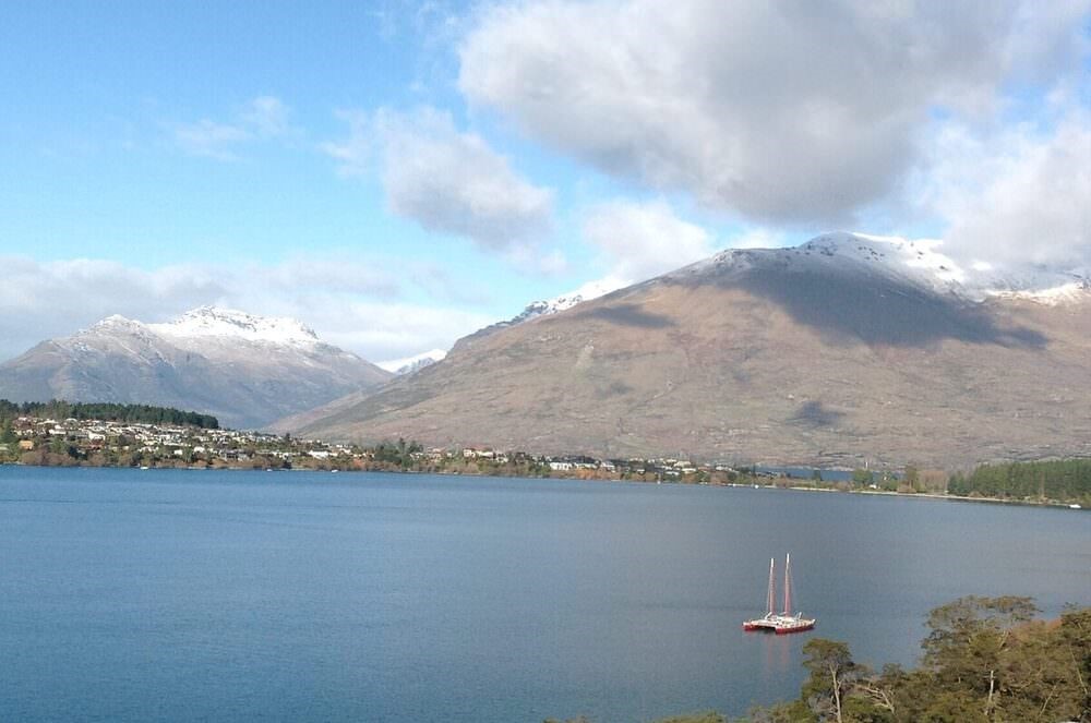 GORGEOUS LAKE VIEWS that INSPIRE