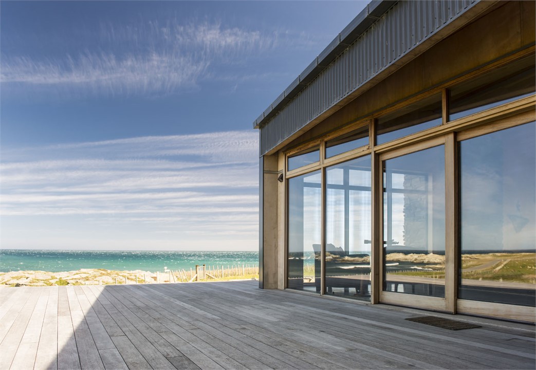 sheltered north facing deck