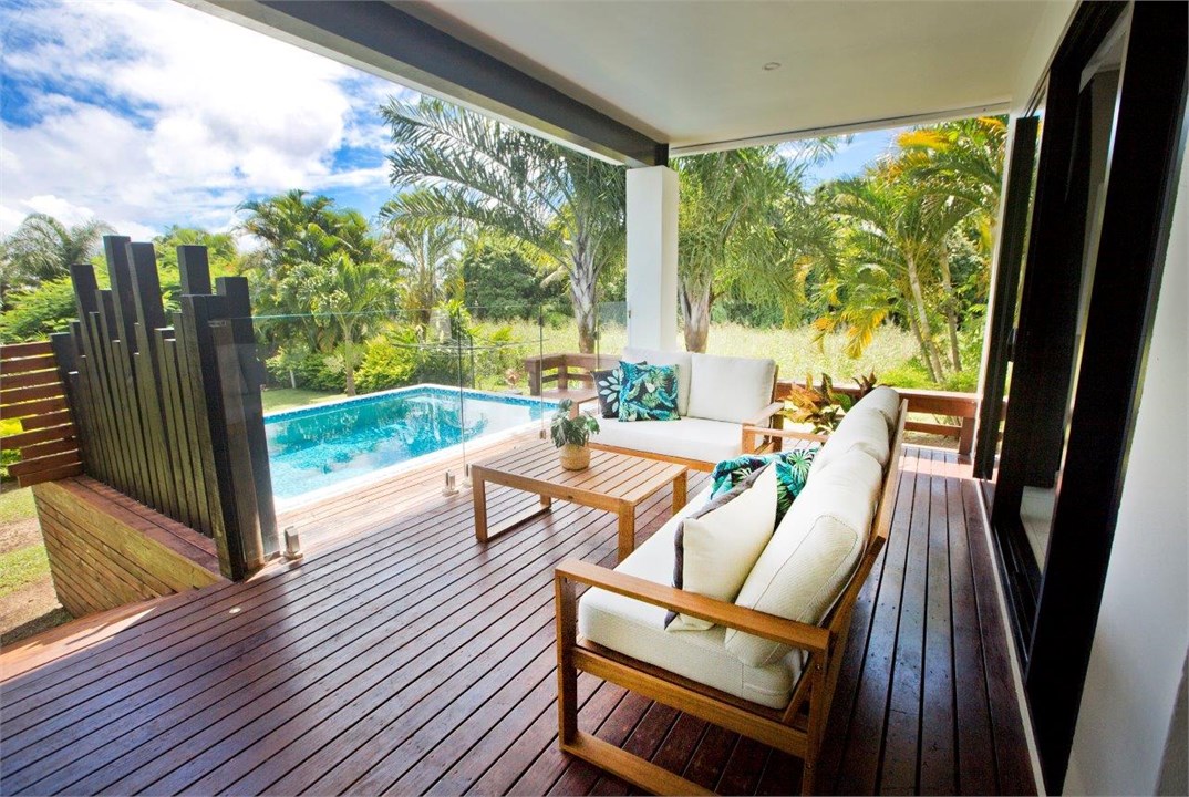 Veranda overlooking pool