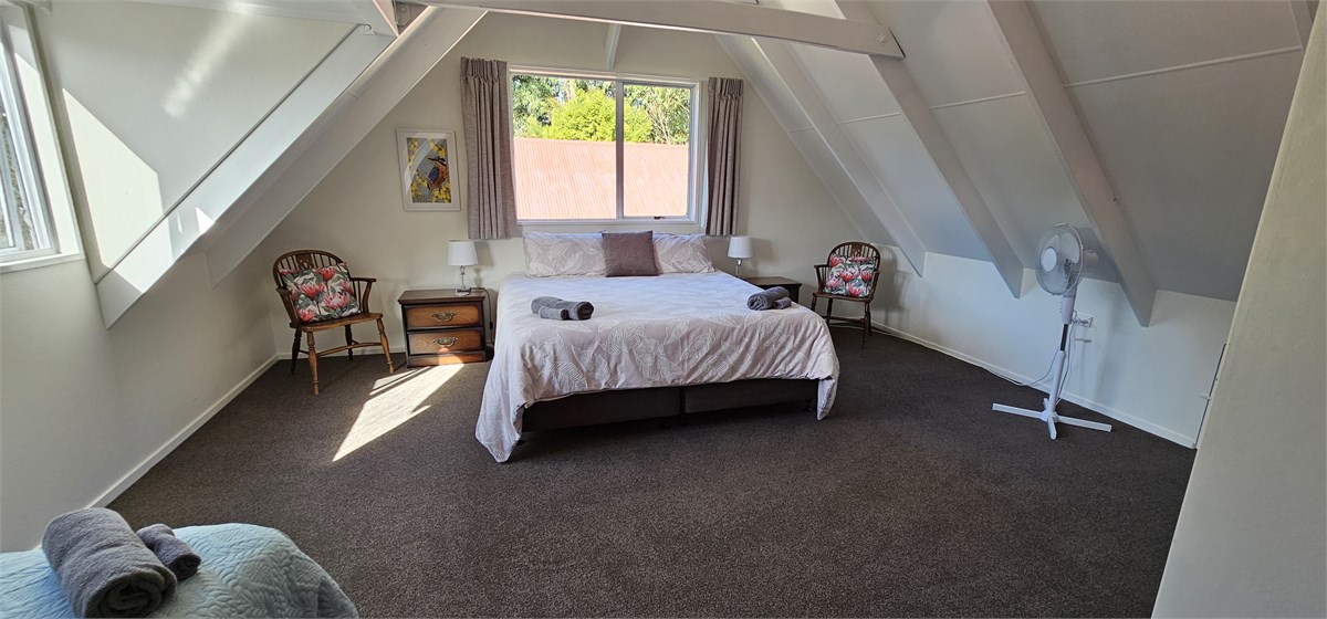 Super king bedroom upstairs & one single bed