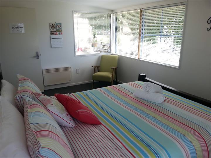 Queen bedroom guarantees a wonderful nights sleep!