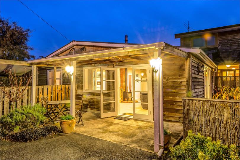 Waireka Apartment Entrance