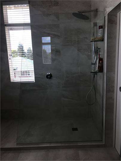 Parnell Laurie Ave - ensuite shower