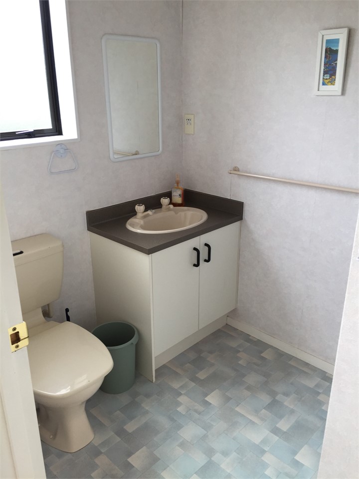 Ensuite off 1st bedroom