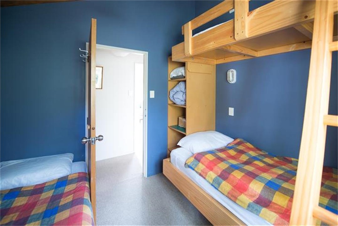 Bunkroom 1