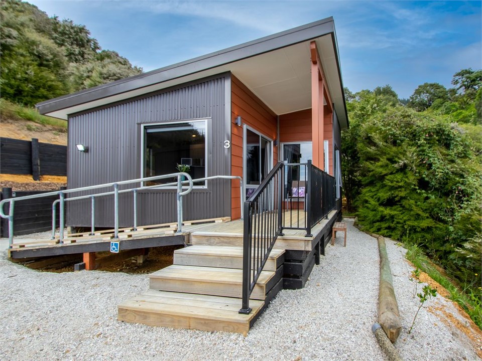 Kea Cabin (Bachcare) Riwaka Holiday Home for rent Holiday Houses