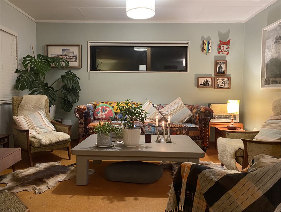 Lounge in the evening