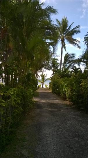 Onu Bay House - a short stroll to the Beach