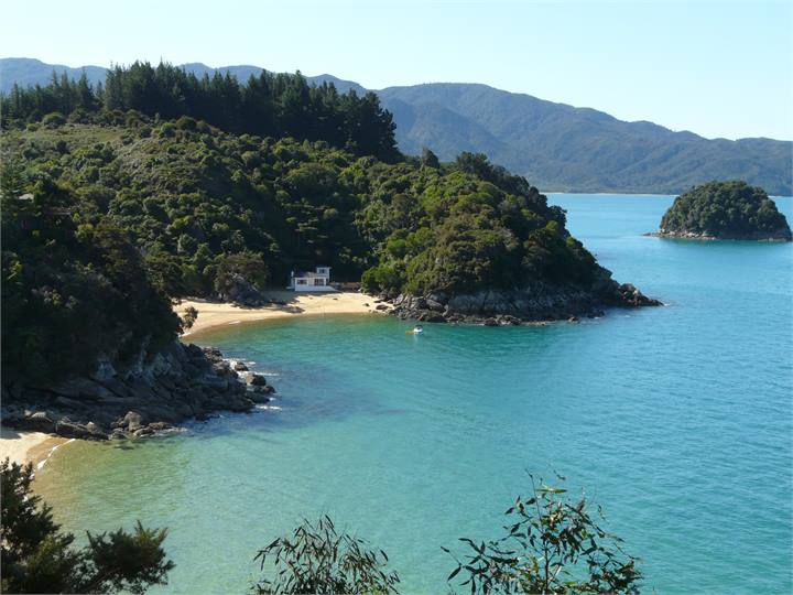 Abel Tasman National Park - 35 minutes drive.