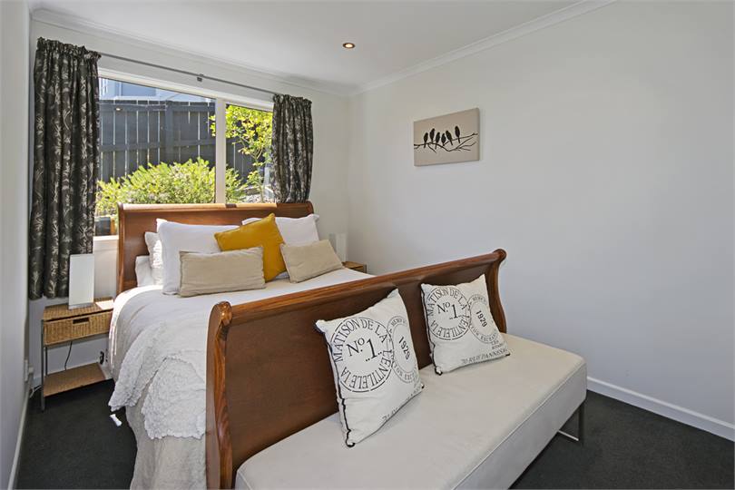 Bedroom 2 with Queen Bed