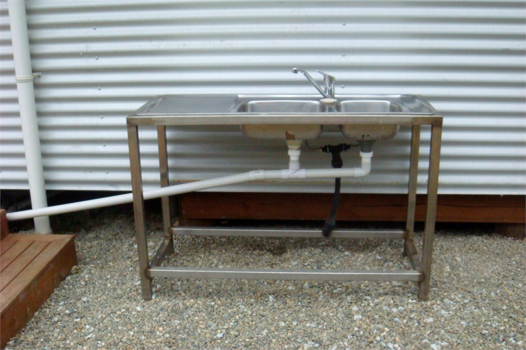 Outside double sink, great for filleting fish