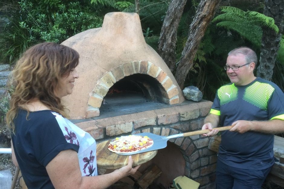 Cook your own Pizzas